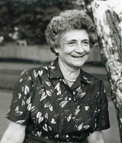 Тратканова Антонина Мироновна (1925–2000)